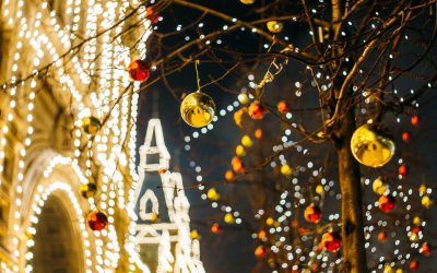 Świąteczne oświetlenie w listopadzie? Nastrojowa iluminacja poprawi nam humor na długo przed świętami